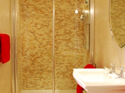Bathroom - interior design by Hannah Lordan